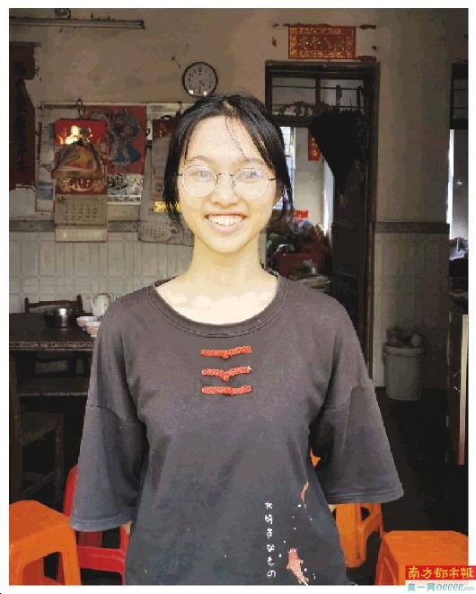 即使家境困难 大学梦依然要去实现