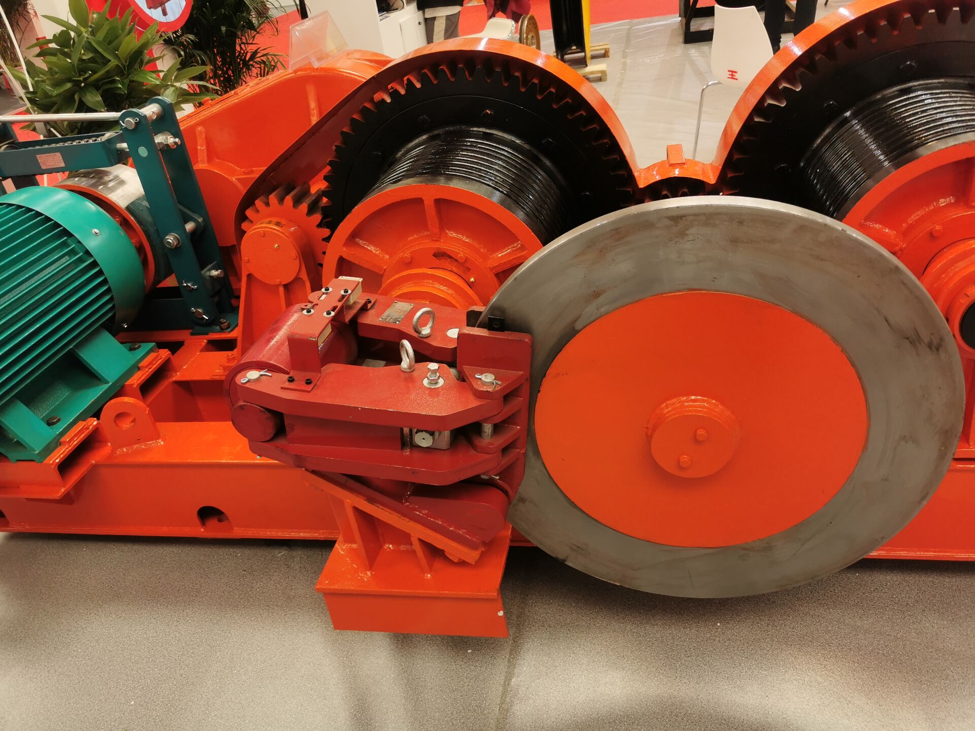 起重设备液压盘式制动器 电力液压鼓式制动器 电磁铁制动器的作用