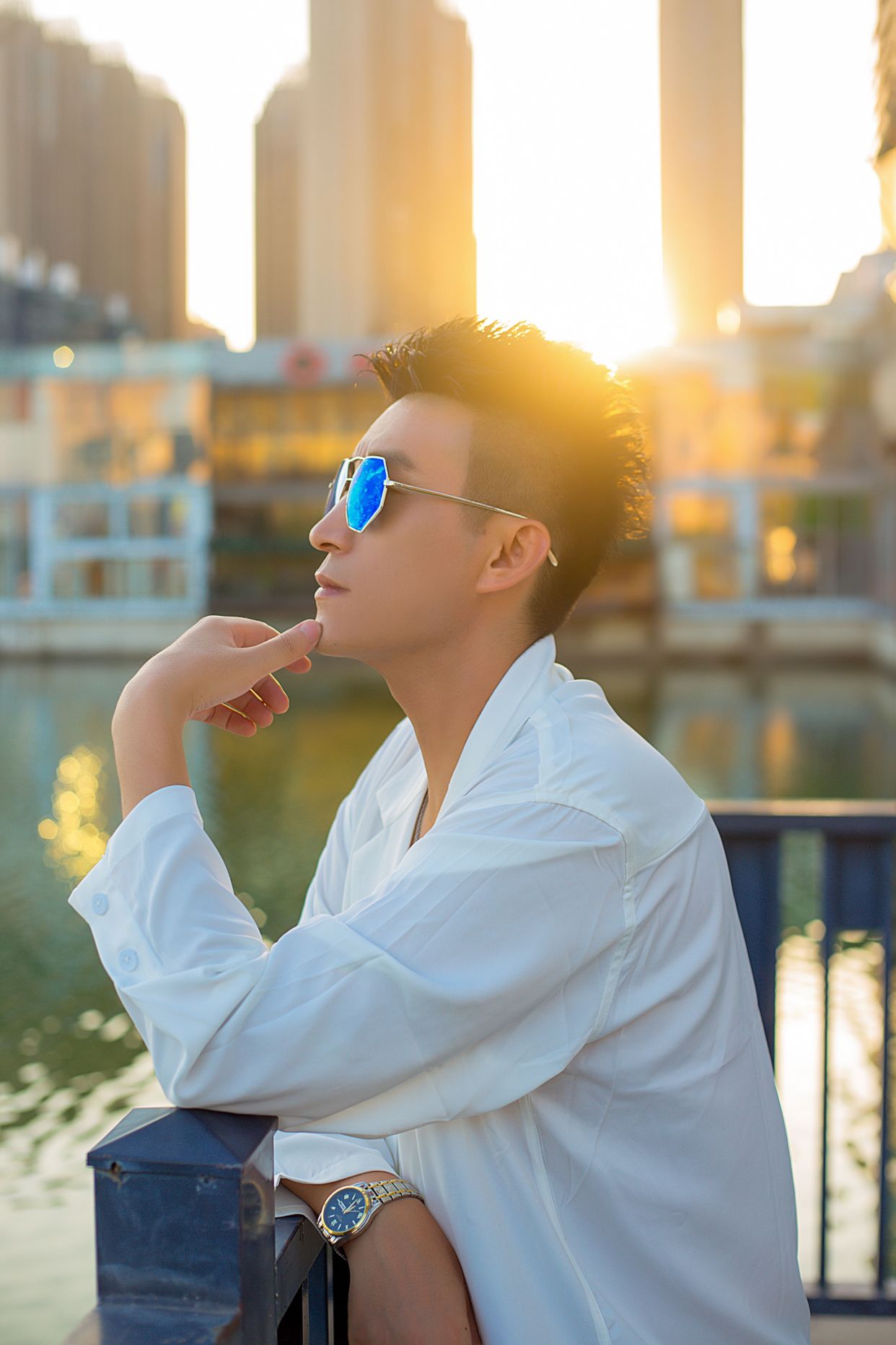 歌手谢飞 个人简介