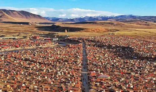 原来在我国,还真有一座"女儿国",知道在哪吗?