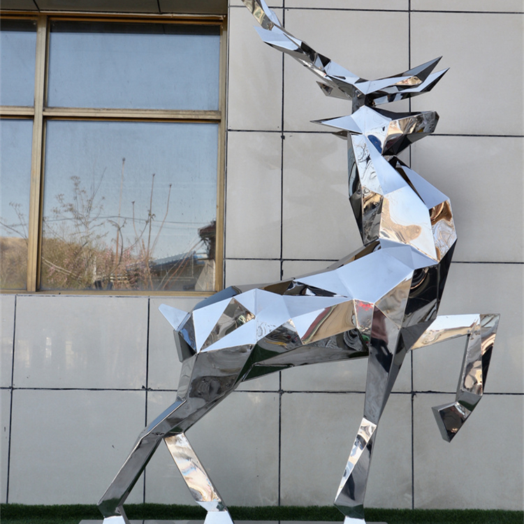 不锈钢抽象鹿雕塑,几何切面鹿雕塑