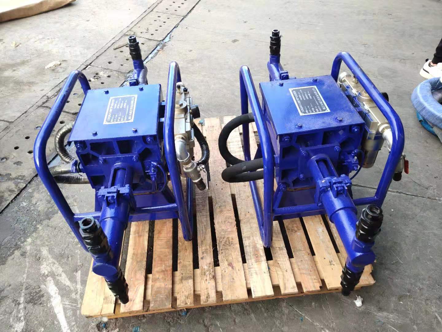 2zbq-40/11气动注浆泵