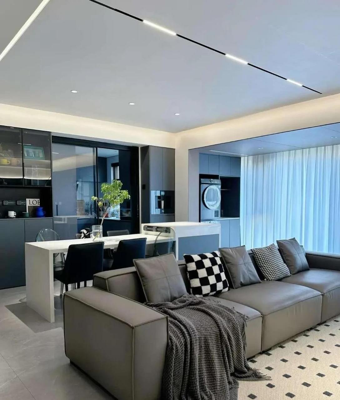 新房终于装修好了,160平米的房子装修历时八个月,渐渐有了家的模样