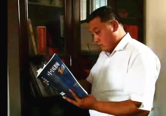 「身边的榜样」邸光琦:争做教育脱贫的急先锋