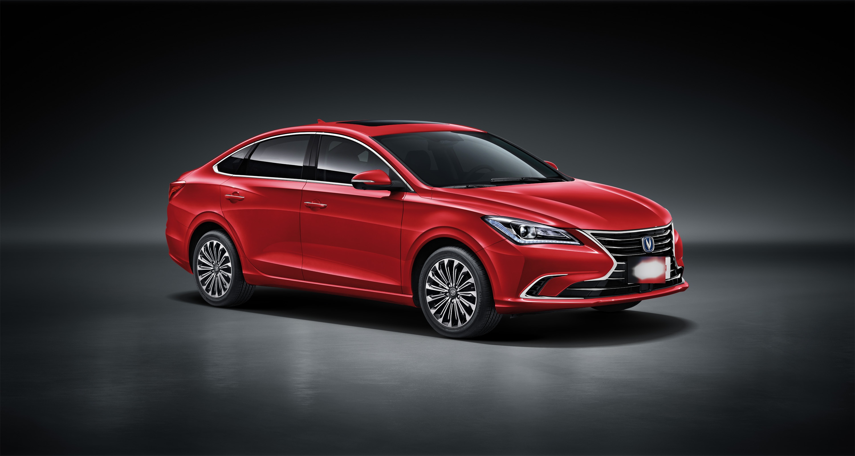 第二代逸动以其出众的外观设计,增强的配置以及精湛的工艺水平成为了