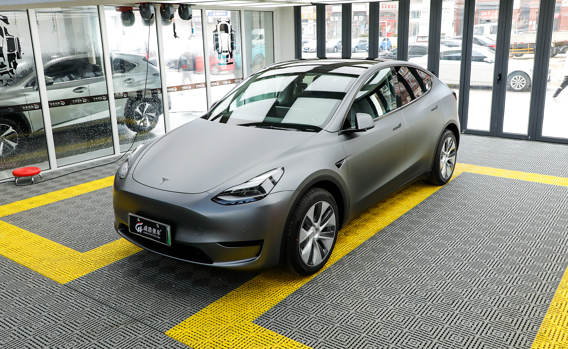 车身改色|特斯拉 modely,amg山灰有多少人爱不完