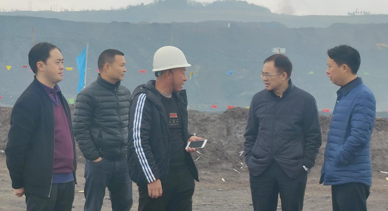 省煤矿安全生产督导组易国晶一行到黔西南州调研督导安全生产工作