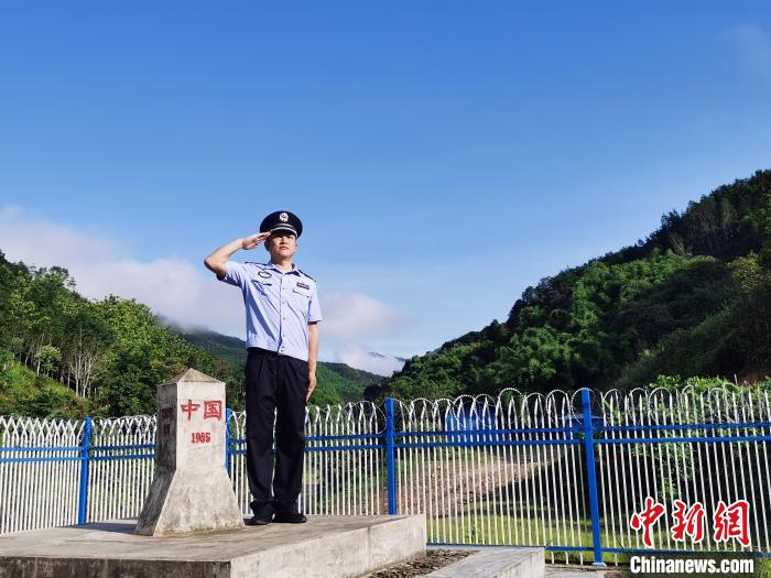 云南武警边防图片