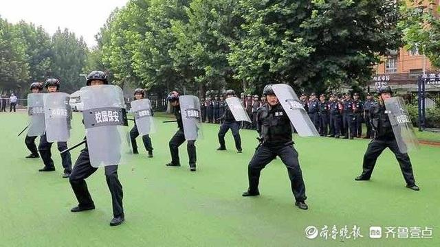 振邦保安硬核"护学",开学演练正当时