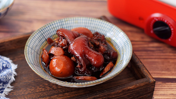 广式猪脚姜:传统美食的营养与美味