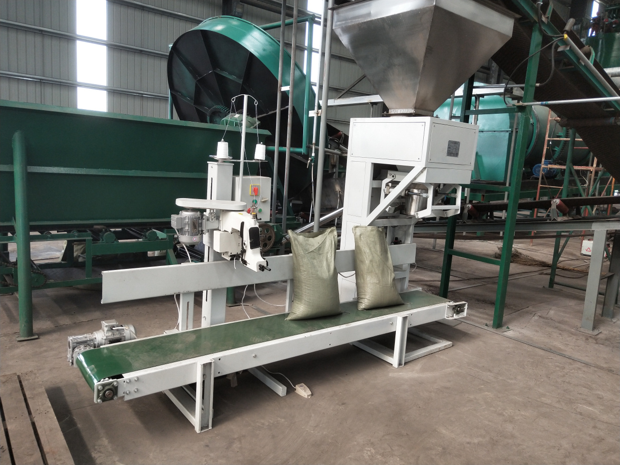 饲料肥料颗粒包装机产量多少吨 价格影响因素有哪些