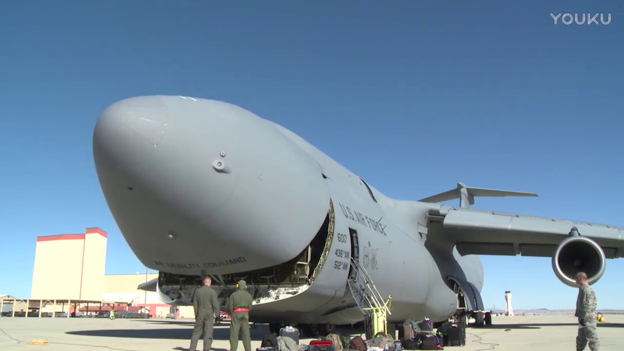 c-5银河运输机的推力有多大?200多吨的庞然大物快速起飞