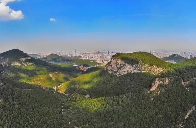 初冬，忍不住想来济南这些宝藏公园逛逛！风景美得像画一样～
