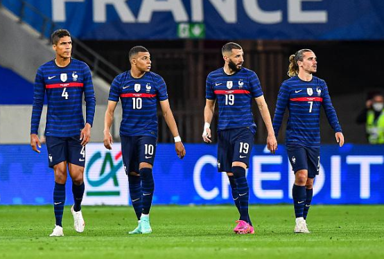 法国队2巨星神作!脚后跟做球 远射破门,欧洲杯夺冠或仅有1对手