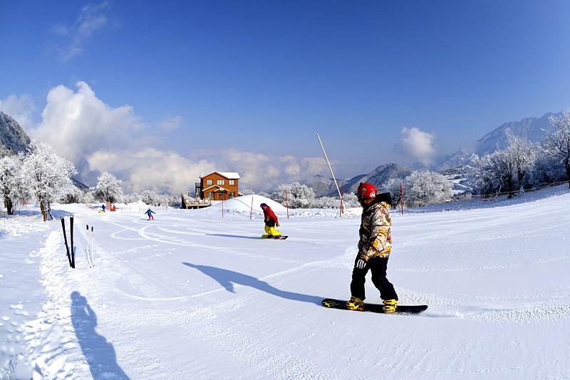 锦州九华山滑雪图片