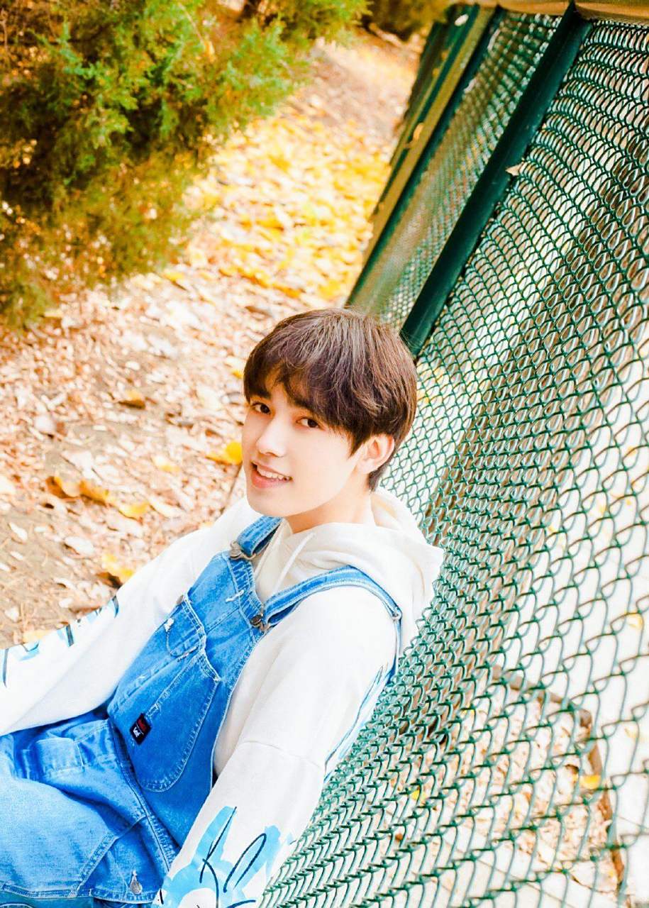 03年新疆弟弟艾力扎提