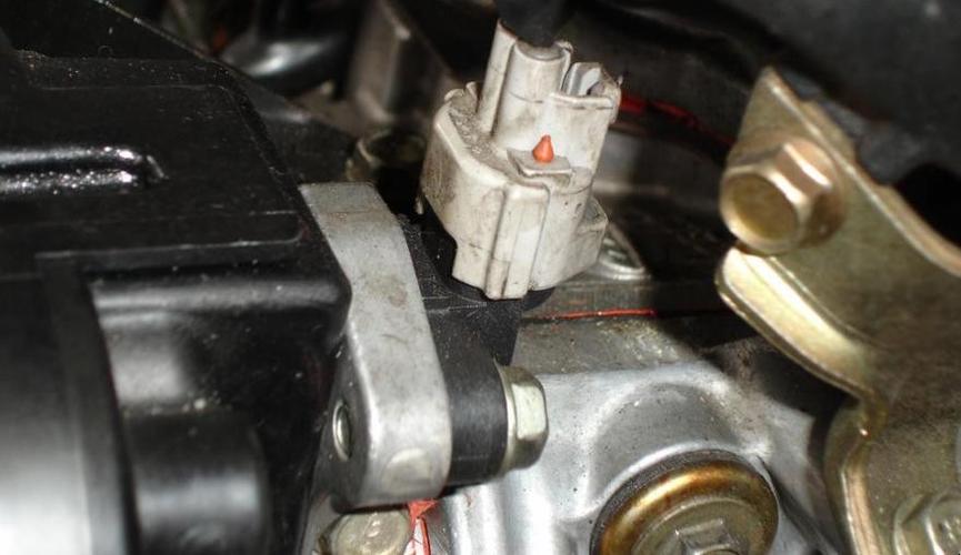 凸轮轴传感器坏了会有什么现象表现