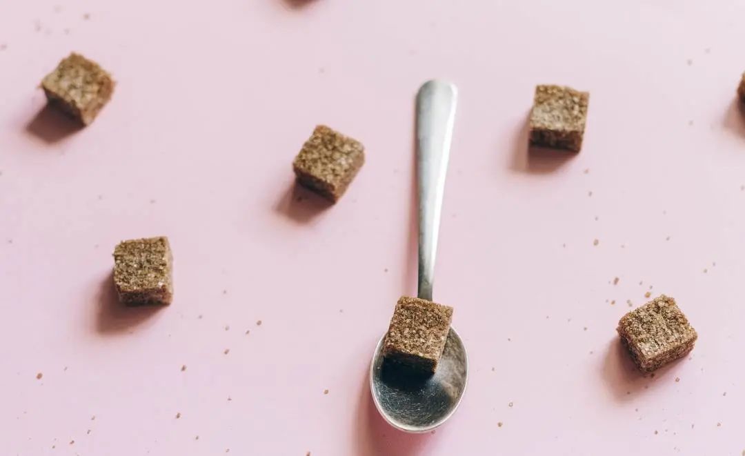 红糖 = brown sugar