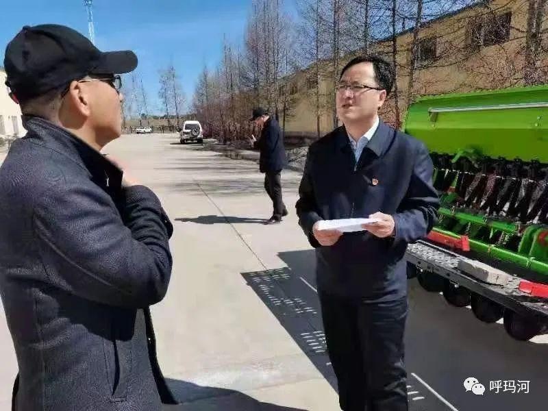「时政新闻」呼玛县委书记孙金峰深入相关企业进行调研