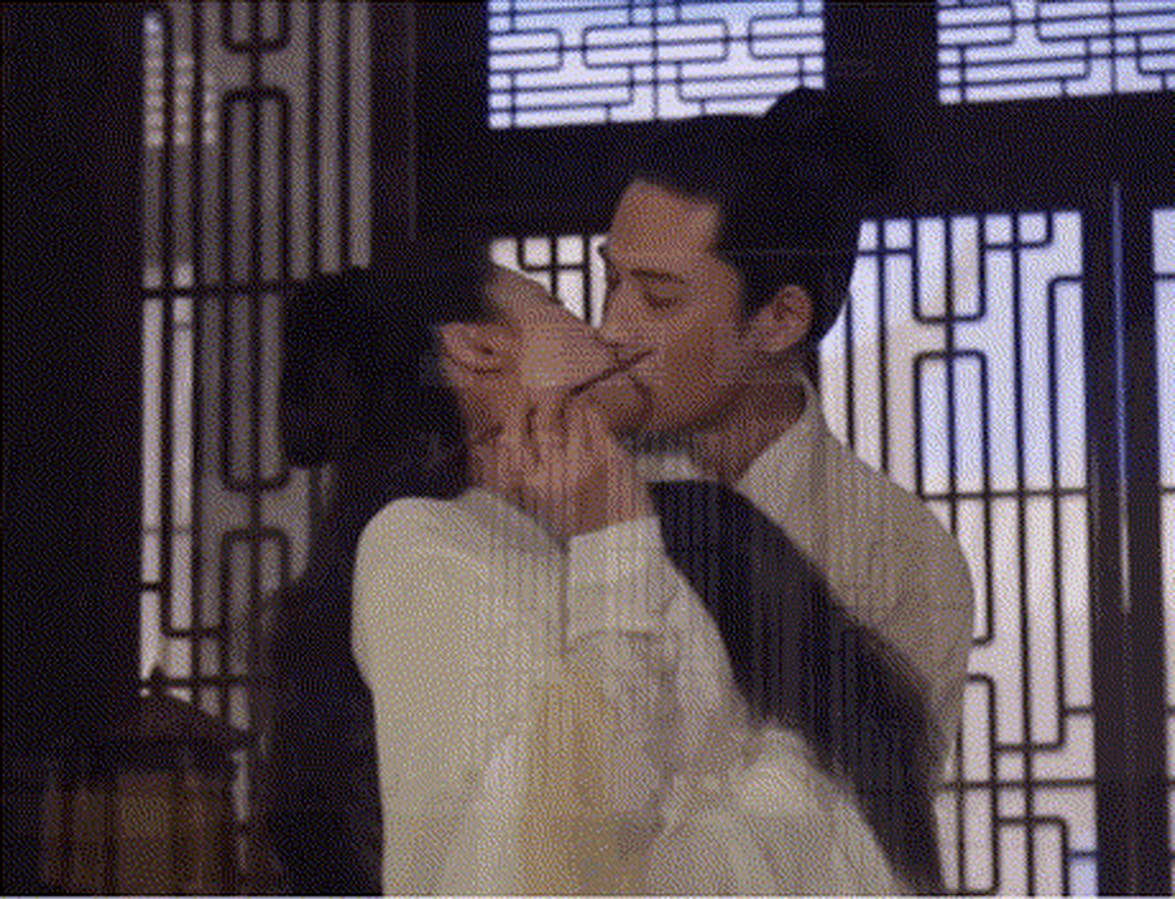 刘涛周渝民吻戏#由刘涛和周渝民主演的《大宋宫词》终于开播了!