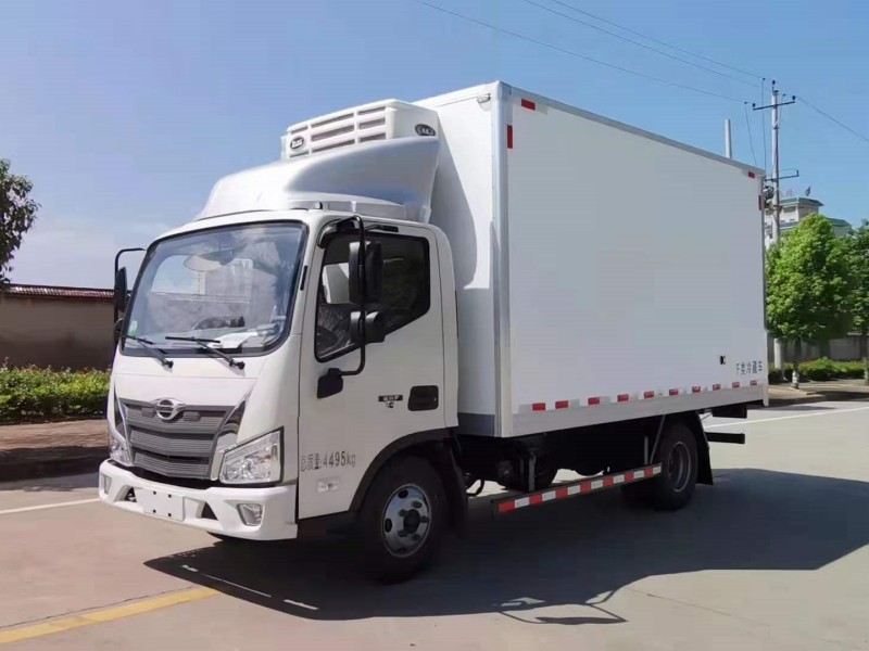 福田领航5冷藏车4.2米