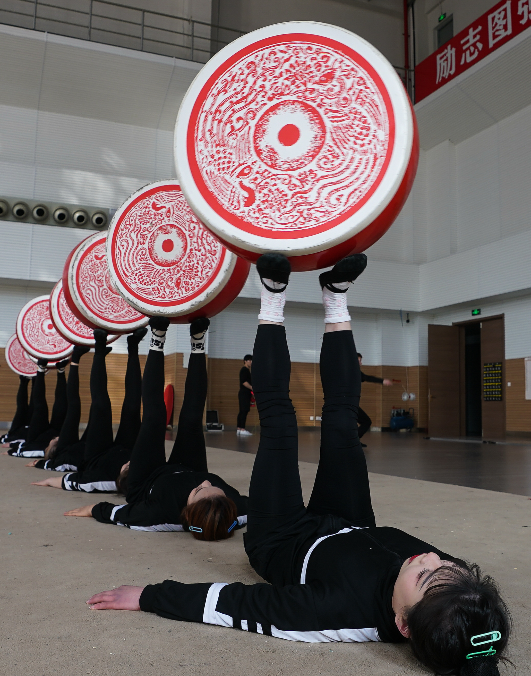 (社会)江苏建湖杂技——力与美的背后(3)