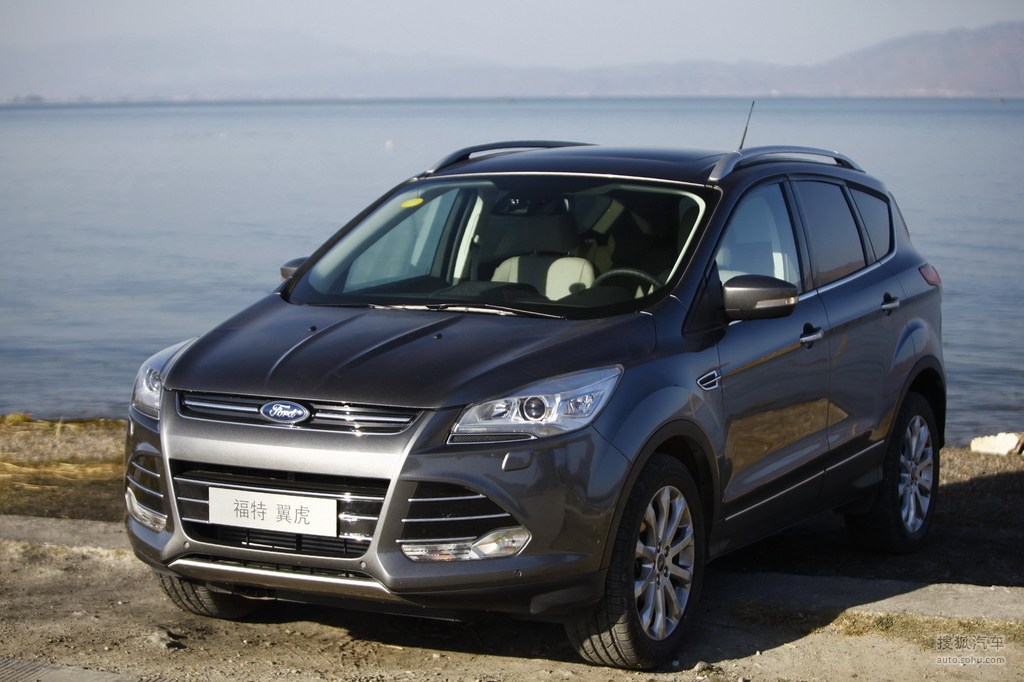 福特翼虎座椅怎么调节,翼虎后排怎么放倒图解