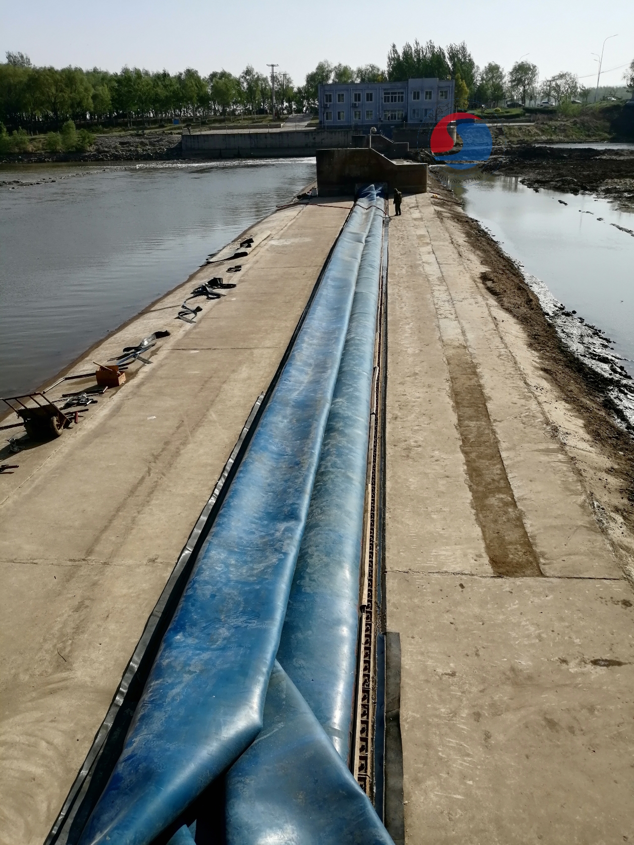 橡胶坝袋定作,橡胶坝更换全过程图解,值得收藏!