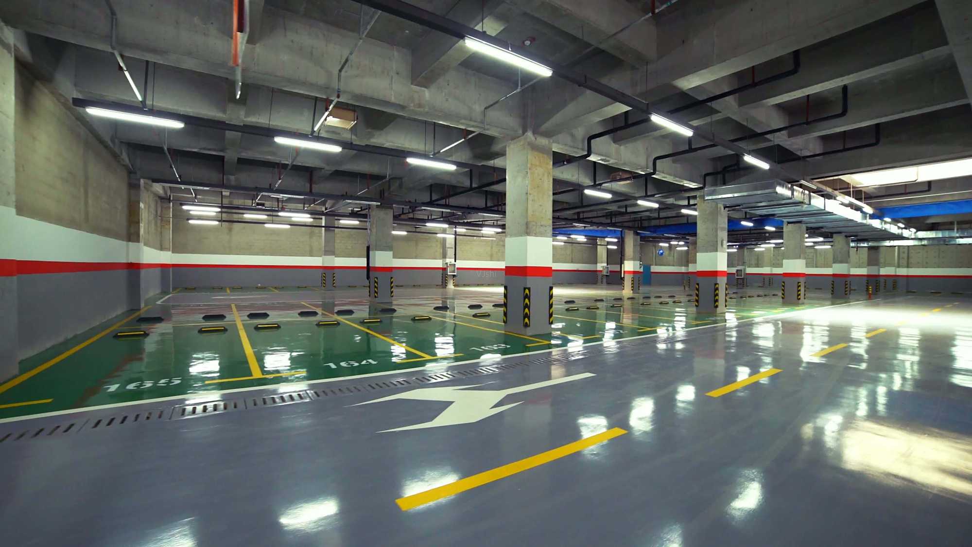 地下车位怎么选?只是老司机还不够,不多买几个车位根本体会不到