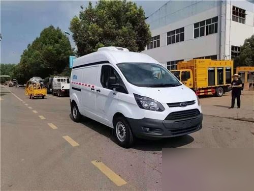 国六江铃福特全顺面包冷藏车图片参数介绍