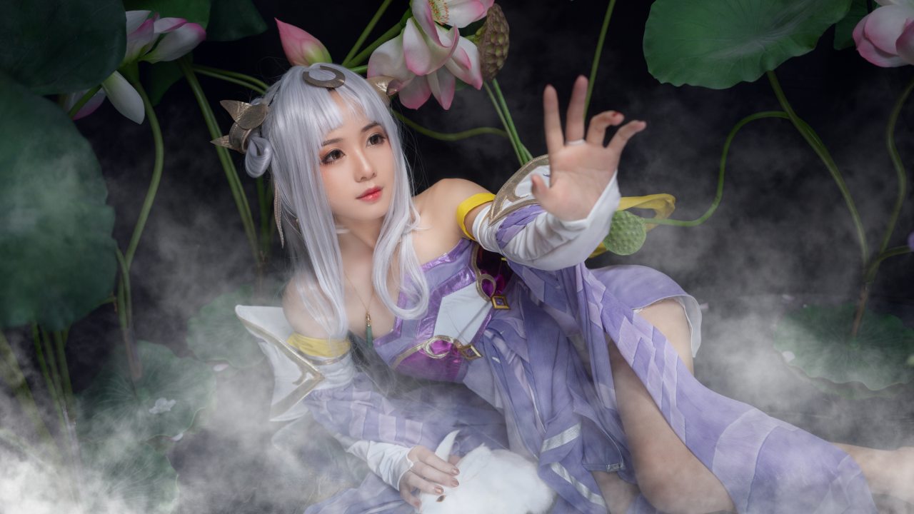 cosplay美女系列:《王者荣耀》古装cos嫦娥 迷人可爱