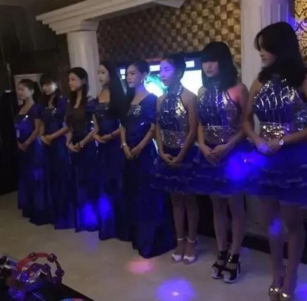 ktv女人"出台"吗? 所谓"出台"就是和客人出去.