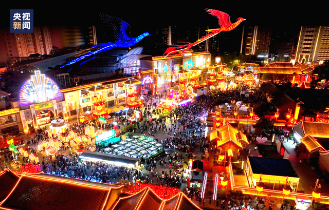 "春晚分会场,来我家啦!