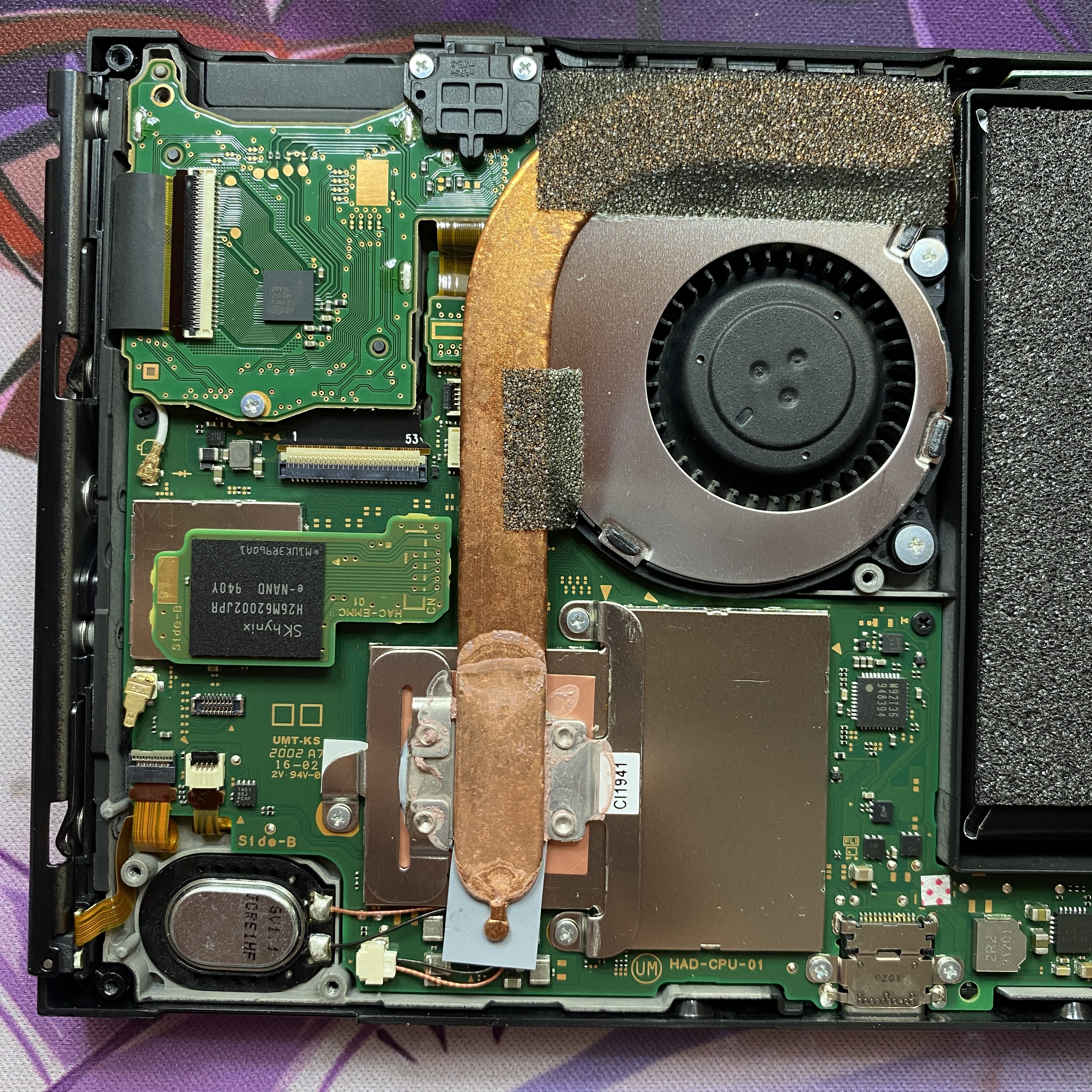 日版续航版switch原装主板以及零件拆解图