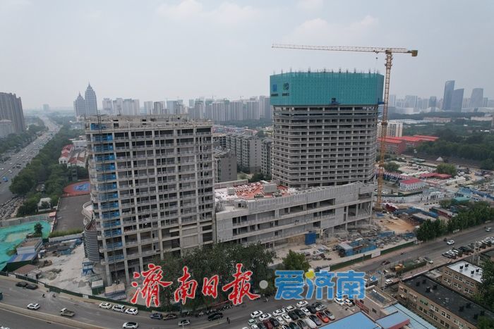 济南轨道交通2号线腊山站上盖商业综合体稳步推进