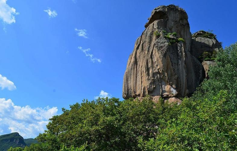 鹰嘴峰的文化与现代活动探索
