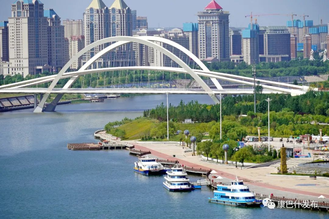 生态传奇康巴什:绿水青山就是金山银山