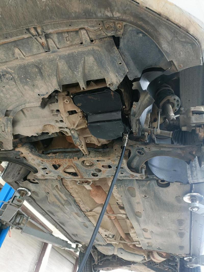 速腾变速箱支撑自己更换 速腾变速杆更换多少钱