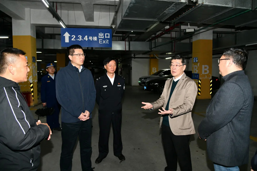 刘健开展清明节前安全检查并调研座谈