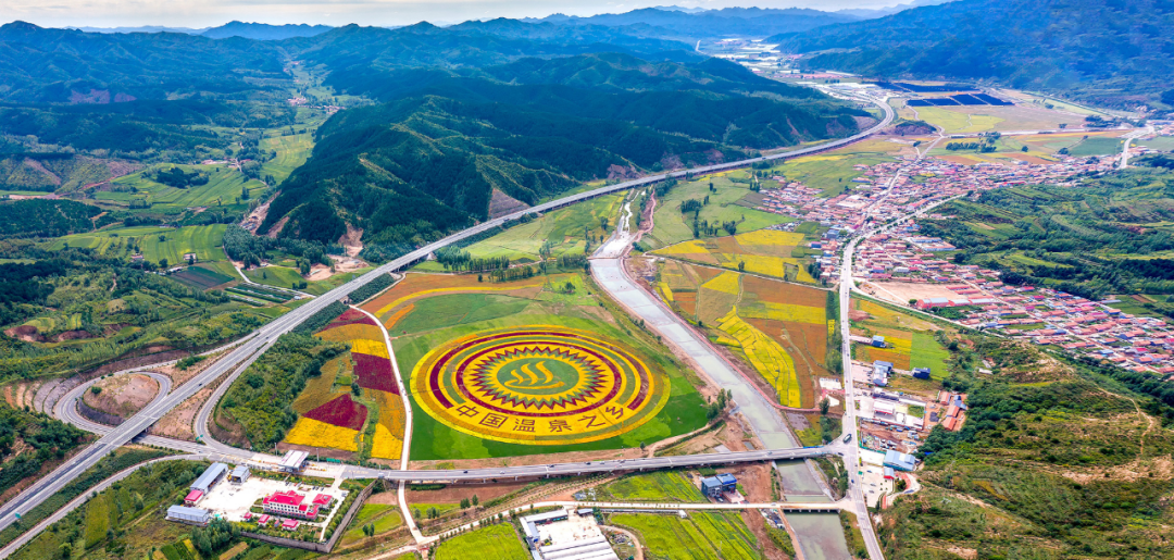 線路圖:張家口市區>翠雲山國際旅遊度假區(銀河滑雪場)>富崇裕農現代