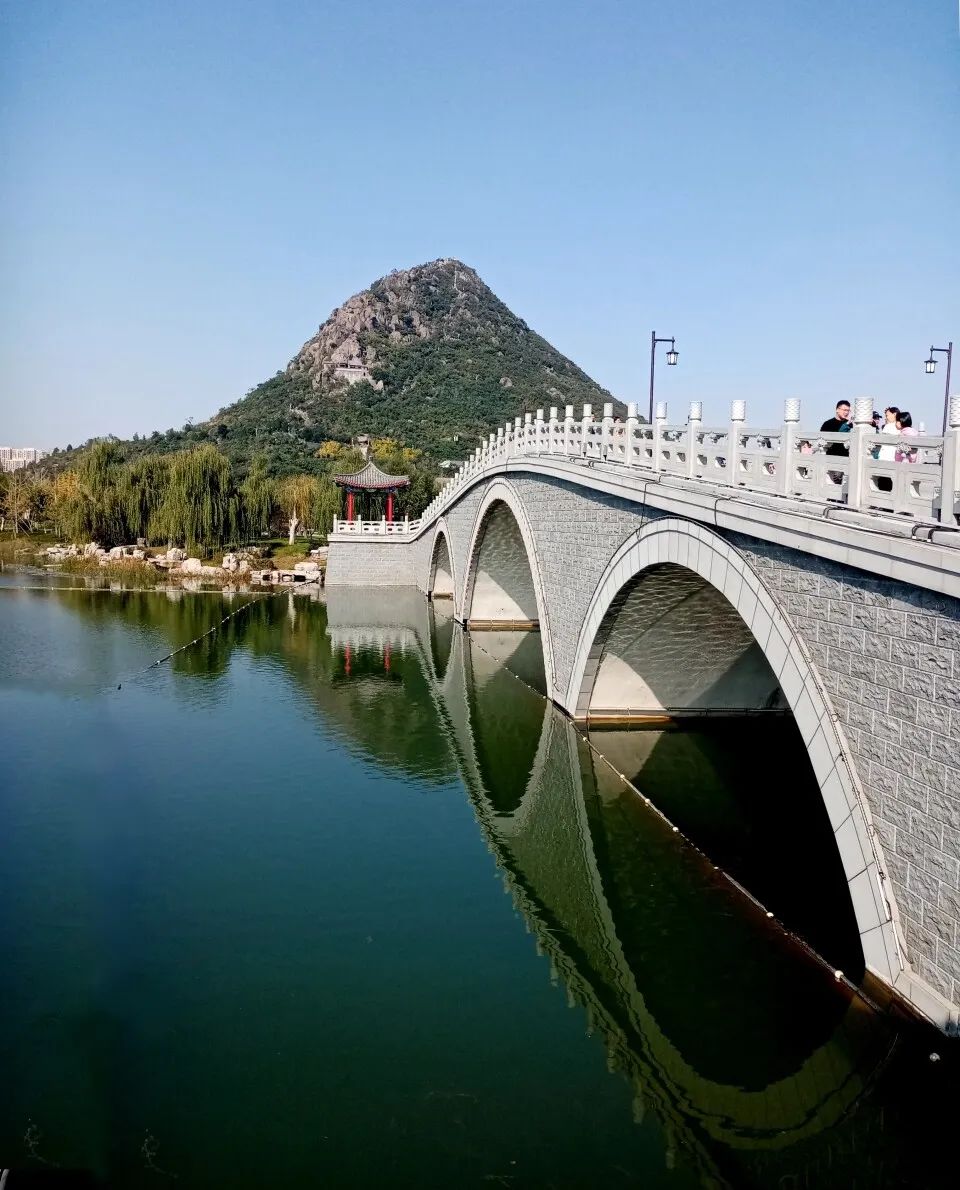 我也不想心动的,可是济南的华山美得像一幅画!