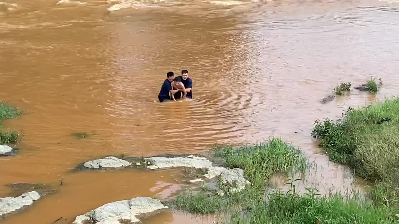 儿童溺水真实图片