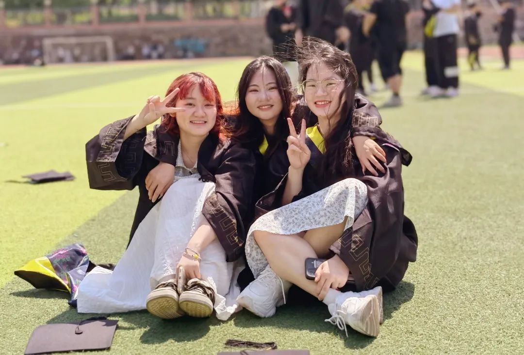 再见母校,以此纪念我们的青春