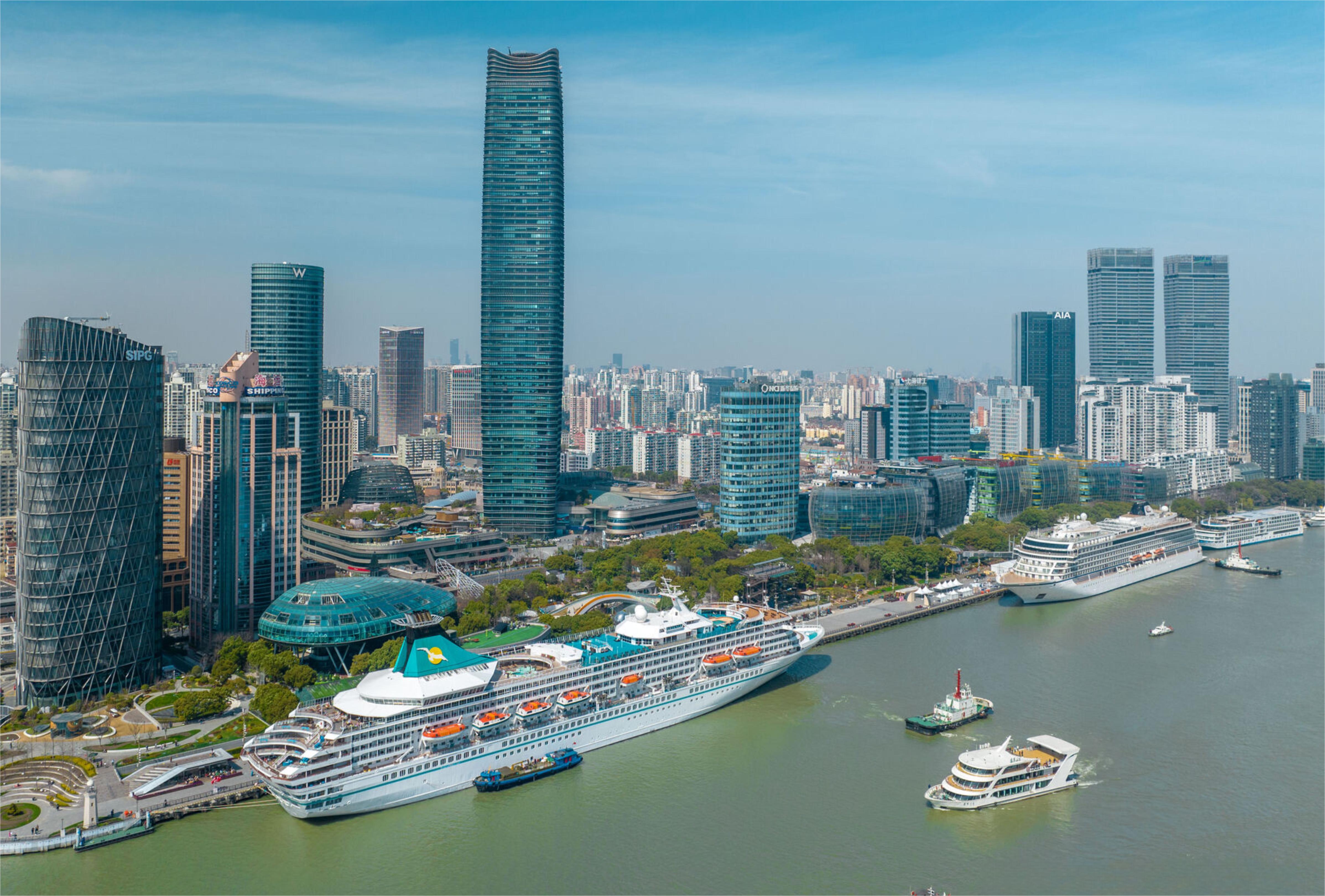 北外滩迎来邮轮高峰,黄浦海事做好服务保障