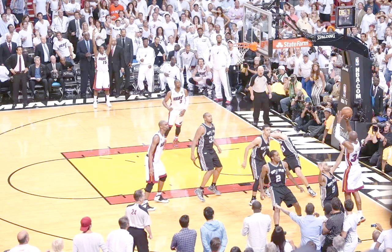 历史三分 突破极限 见证传奇相关图片2