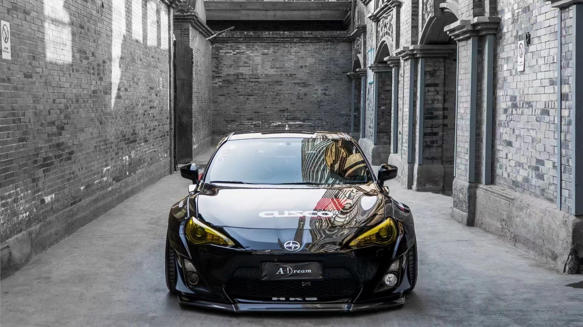 阿呆车服·漆面改色膜——丰田86经典红与黑拼接