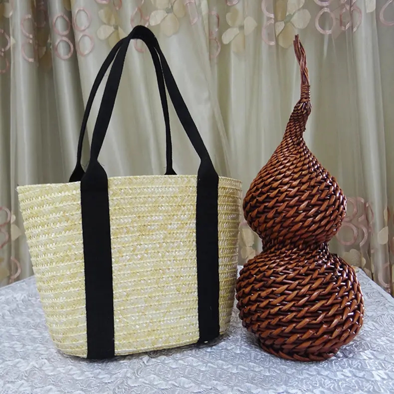 传统手工艺品——麦秆手编包