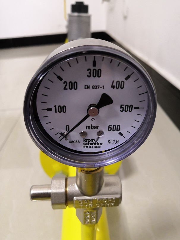 krom燃气压力表 kfm rb100 膜盒真空压力表