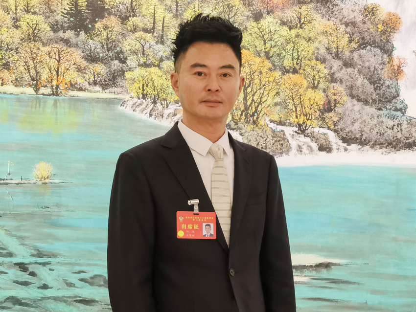 省政协委员邱伟:发展演艺经济 助推四川文旅融合