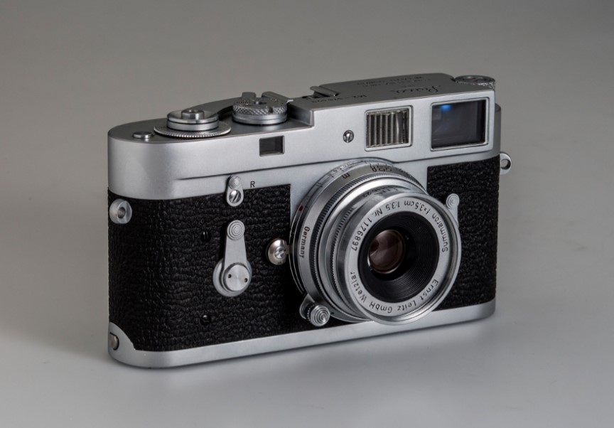 《三体》热播!汪淼手中的徕卡m2 正在小米13系列上延续经典